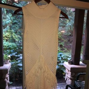 Premonition white knit